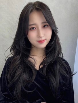 リス バイ ソヨン(Lis by SOYON) イメチェン/レイヤーカット/卵型/ワイドバング/似合わせカット_1