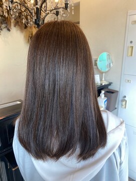 ローレン(LOREM) マロンブラウン、ミディアム、暗めカラー9.27暗めカラー