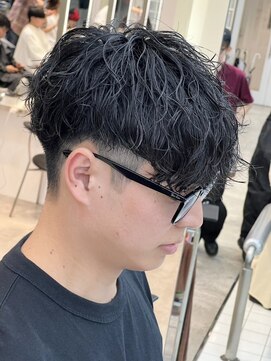 フィフス 大分(fifth) 大分緩めツイストスパイラルパーマメンズカットラウンドマッシュ