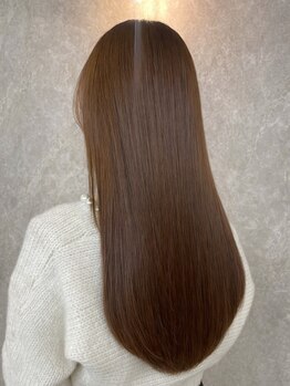 ルページ 千葉(lpage)の写真/毛先まで自然、柔らか質感のストレート髪へ[髪質改善/ケアブリーチ/ダブルカラー/縮毛矯正/パーマ/千葉駅]