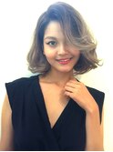 灰カラーグラデーションボブ