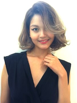 クラスカ(claska) 灰カラーグラデーションボブ