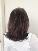 パープル系カラーのレイヤーカット