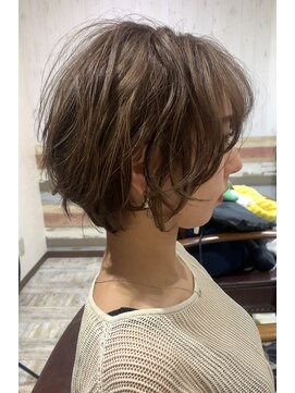 ティアラ 桜木町(TIARA) 無造作ショート