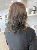 福山市美容室Caary人気 ウェーブパーマくすみベージュ冬カラー