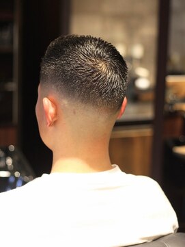 キングスマントーキョー 府中店(KINGSMAN TOKYO) ツーブロックマッシュ/波巻き/ハイライト/束感<理容室><府中駅>