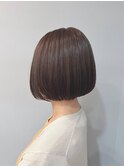 20代30代40代前下がりストレート小顔補正立体カット