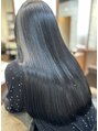 ヘアケアアンドヘアデザイン リベール(L:belle)&nbsp;コモレビ、URUKAMIトリートメントと合わせて光沢がアップ