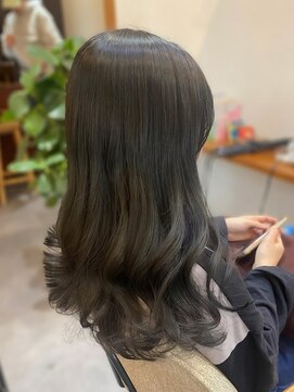 トワ(toi) コリアンブラック/ダークグレージュ/暗髪カラー/横浜/横浜駅