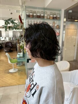 オブヘアージユウガオカ(Of HAIR Jiyugaoka) 【パーマボブ】