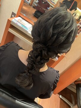 美容室ページボーイ おでかけヘアセット