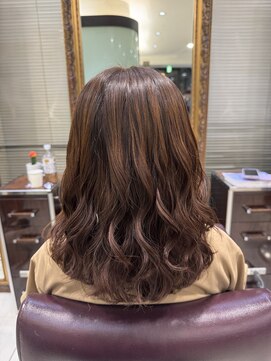 アメリ バイ アピッシュ(Amelie by apish) コテ巻き風パーマデジタルパーマミックスパーマ