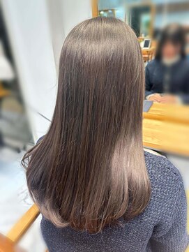 ユニ バイ マグ 長野店(Uni.by Mag) 大人可愛いミルクティーベージュブリーチなし透明感カラー