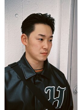 フランクスバーバーザスタンド(Frank’s barber the stand) サーフカール/スパイキーショート/ブルーブラック/飯田橋E