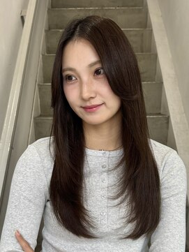 クロト(Clotho) ◎ ナチュラルストレートレイヤー