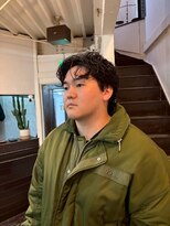 ビーバイエイトジェンツ(Bee by EIGHT GENTS)&nbsp;刈り上げセンターパート/波巻きツイストスパイラル/心斎橋