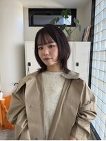 エイチ(H)&nbsp;ボブミルクティーベージュレイヤーカットアンブレラカラー50代