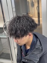 オーバル ジングウマエ(OVARL jingumae)&nbsp;縦落ちパーマツイストスパイラルパーマ