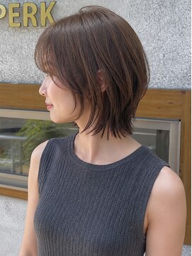 パーク(PERK) 【24.アイロンで巻かなくても自然なくびれヘアに♪ウルフヘア】