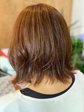 アークスヘアー 大人かわいい無造作カール☆外ハネ×ふんわり愛されミディ