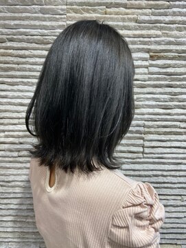 ビスイル 秋葉原店(Vis ill) 10代20代/大人かわいい/外ハネ/ブリーチ/ダークアッシュ