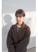 《Utoo e's つくば美容室》ナチュラルな質感のミニマルショート
