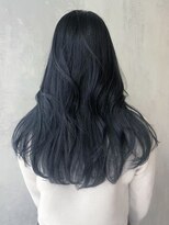 アイティー バイ アルバム 浦和店(IT by ALBUM)&nbsp;ブルーブラックレイヤーカット_ホワイトグレージュ_ba380331