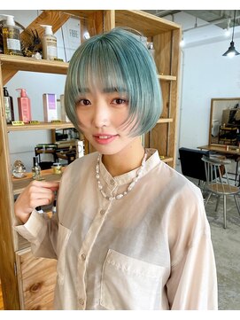 レーン(LANE) ミントグリーン×ウルフショート