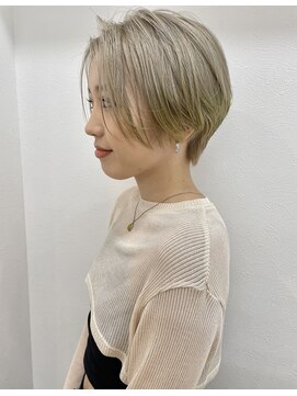 ヒュー(HUE) ミルクベージュ　ハニーイエロー　ハイトーンカラー