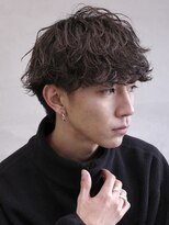 フィフス トウキョウ (fifth TOKYO)&nbsp;波巻きスパイラルパーママッシュショート無造作パーマ刈り上げ