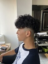 アイズ 海老名(AIZU)&nbsp;スペインカール　フェード　スパイラルパーマ　メンズパーマ