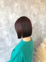 ヘアアンドメイク ムーア(Muuua) ピンクブラウンと切りっぱなしボブ