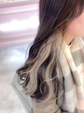 ラメール(MAISON LA MER) 《AYAKA》ホワイトインナーカラー☆