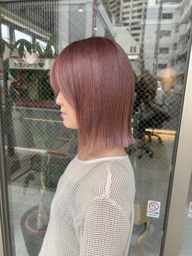 アドア 横浜(ADORE) 【ADORE 横浜】アッシュピンクベージュ×切りっぱなしボブ