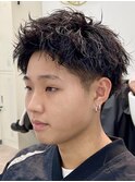 無造作短髪ショート×アップバング×ツーブロック