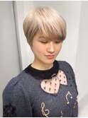 美シルエットショート×ホワイトベージュ