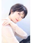 大人のダークカラー&小顔ショートスタイル♪