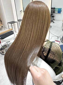 ジーナ 博多(Zina) ハイトーン×髪質改善