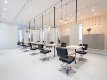ソヨン 栄店(SOYON)の雰囲気（非日常空間でリラックスした開放的サロン/栄/伏見/伏見駅/カラー）
