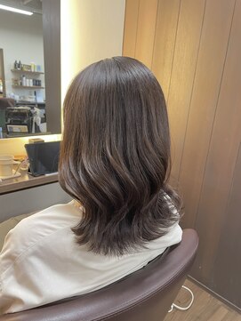 ミーツ meets+ 【大人スタイル】扱いやすくオシャレなロブ☆