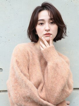 ゆるふわ巻きボブ　ブラウンカラー