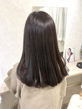 ルフトバイアンビエンテ(Luft by ambiente) 30代40代50代 ミディアムスタイル ダークアッシュ