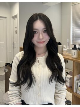 ネオリーブウリ 二子玉川店(Neolive uri) ミディアムヘア暗めカラーデザインカラーフェイスフレーミング