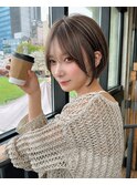 大人ショートと白髪ぼかしハイライト