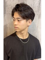 ソルト(Salt)&nbsp;パーマいかしてスッキリ爽やかデコだしスタイル！