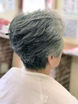 アカラ(AKALA) ナチュラルミセスカット