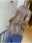 アッシュグレージュ