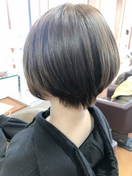 ヘア メイク ココロ(COCORO) ハンサムショートボブ