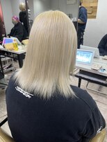 アジールヘア 所沢プロペ通り店(agir hair)&nbsp;切りっぱなしボブ美髪ケアブリーチハイトーン練馬所沢
