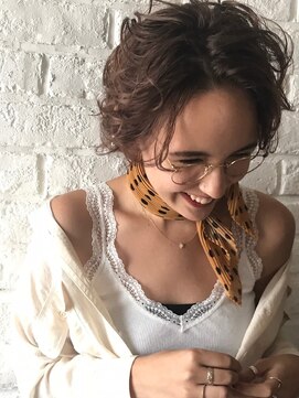 マルカ 千歳烏山(marca) クセ毛風スパイラルパーマ/20代30代40代50代/アッシュブラック